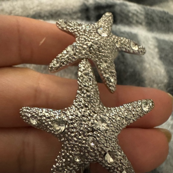 INC International Concepts Silver Starfish Bracelet - Picture 2 of 5